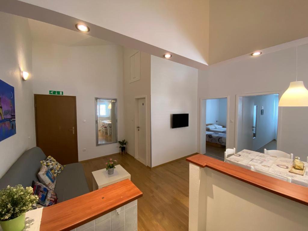 Apartmani Mare Башка-Вода Экстерьер фото