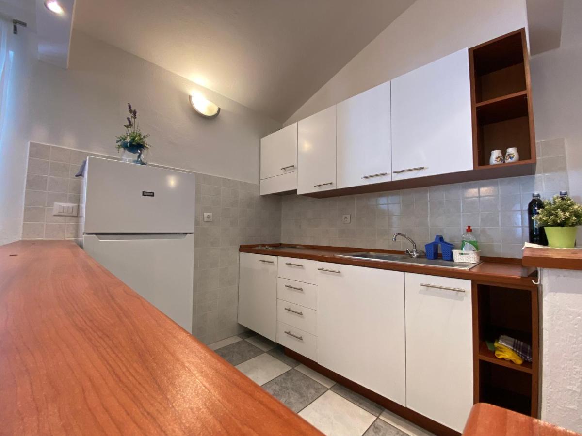Apartmani Mare Башка-Вода Экстерьер фото